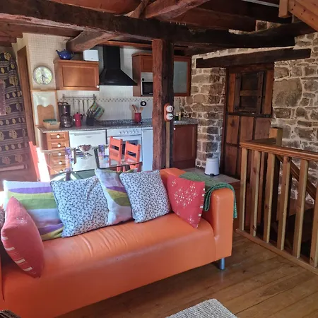 La Casa De Chimeneas Tudes