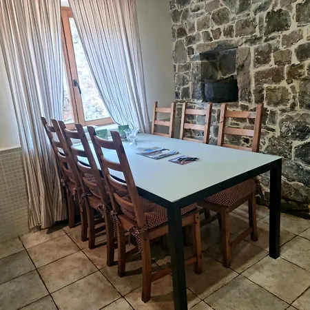 Apartamento La Casa De Chimeneas Tudes