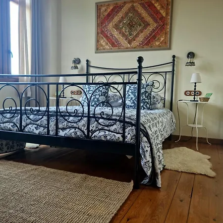 La Casa De Chimeneas Appartement Tudes