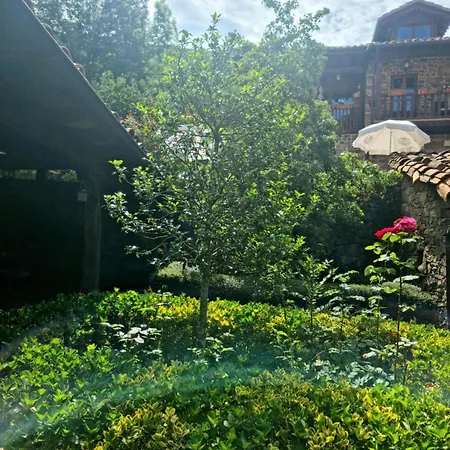 La Casa De Chimeneas *