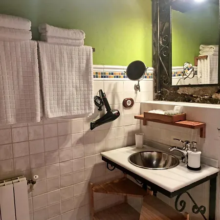 La Casa De Chimeneas