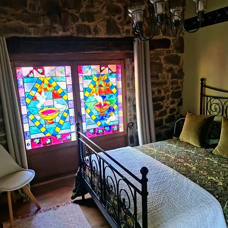 La Casa De Chimeneas *