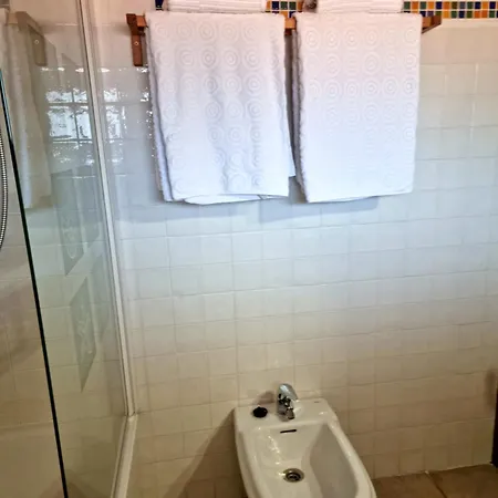 La Casa De Chimeneas * Tudes