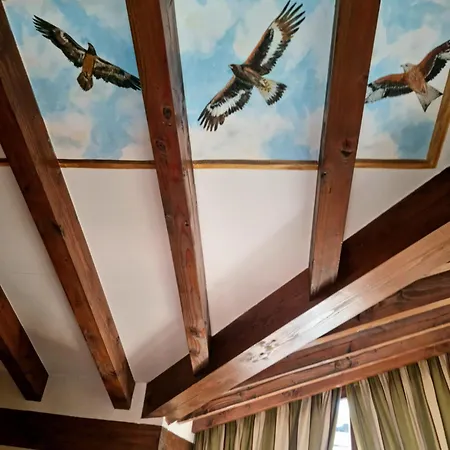 La Casa De Chimeneas