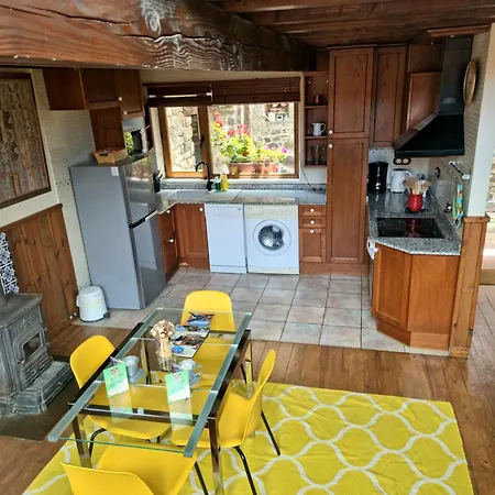 La Casa De Chimeneas