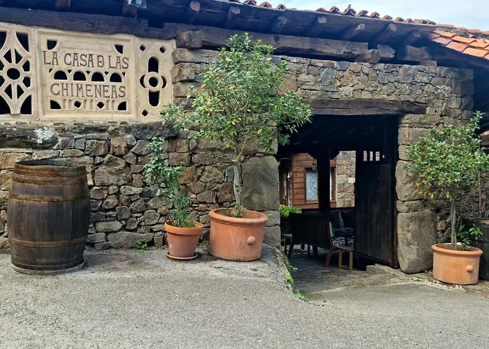 La Casa De Chimeneas Apartment *