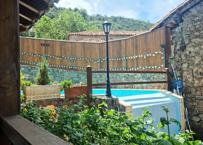 La Casa De Chimeneas Apartment *