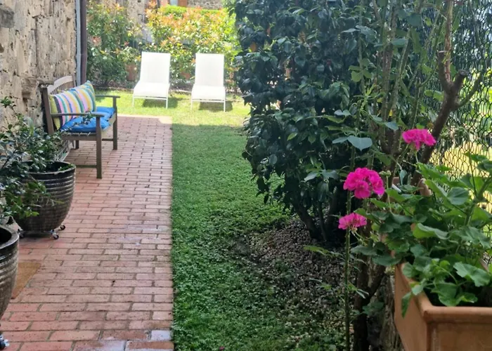 Apartment La Casa De Chimeneas