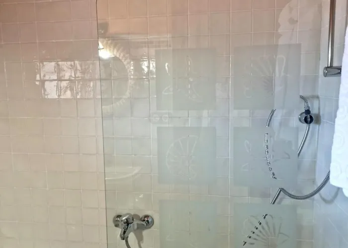 La Casa De Chimeneas Apartment Tudes